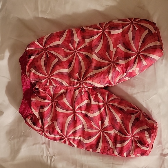 The North Face NWOT Reversible Infant Pink Snow Pants Size 3-6 Months - Picture 4 of 4